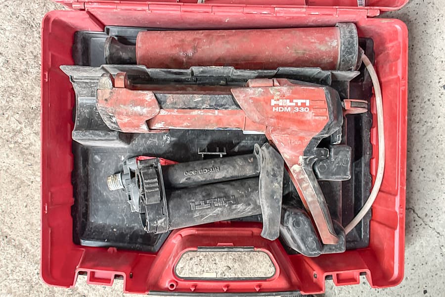 2K-Spritzpistole Hilti HDM330